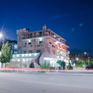 επισκεφθείτε το ξενοδοχείο