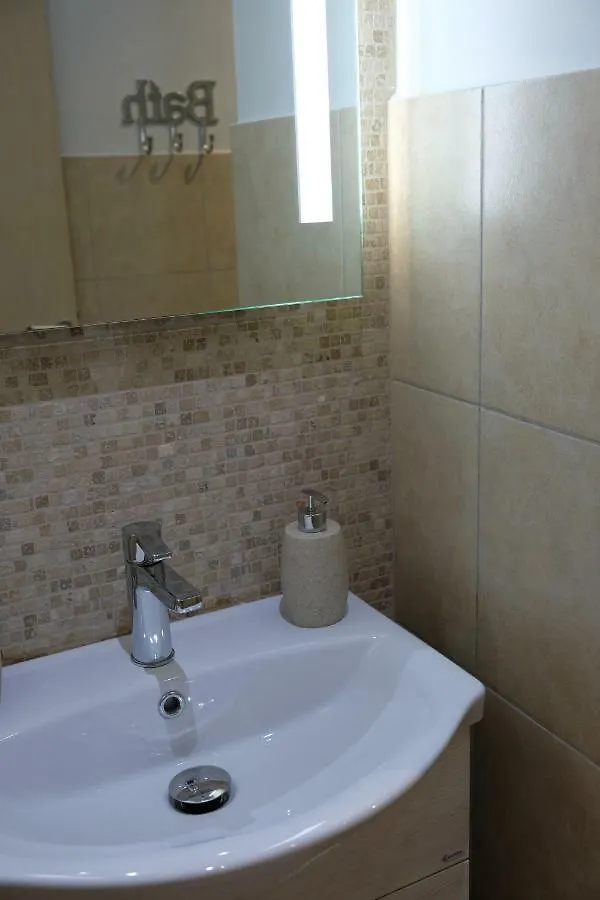 Luxury Cozy Large Apartment In The City Center 테살로니키
