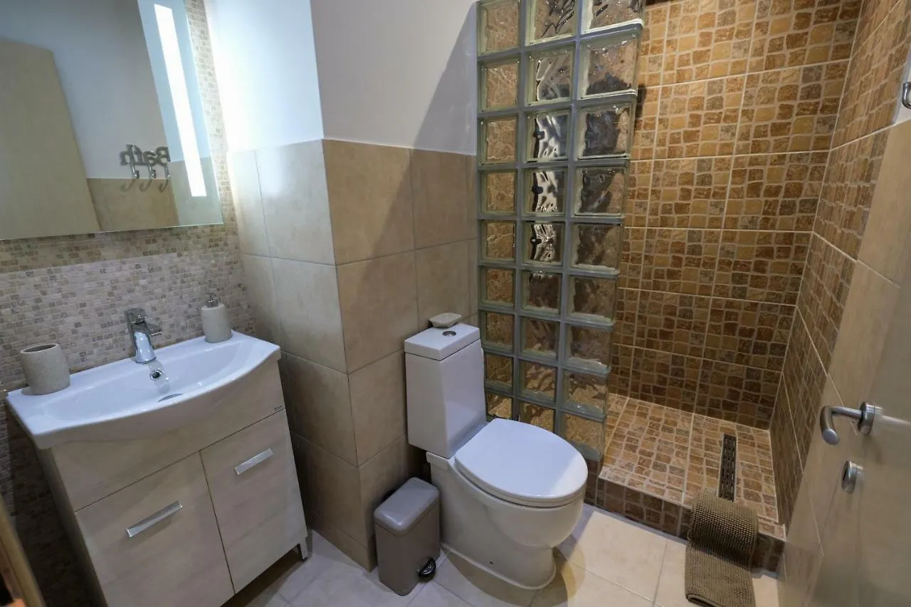 Luxury Cozy Large Apartment In The City Center Θεσσαλονίκη 0*,